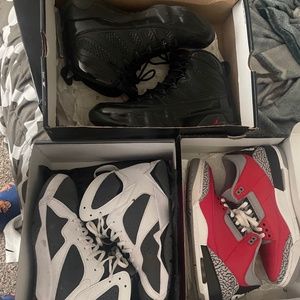 7 pairs of Retro Jordans